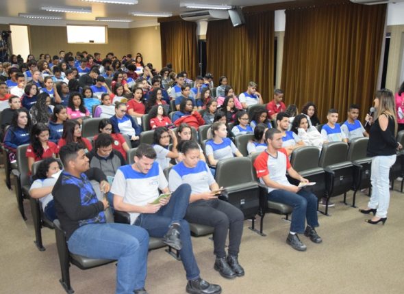 20171110_interno3_senai-es_inicia_ciclo_de_palestras_sobre_trabalho_seguro_em_parceria_com_trt-es